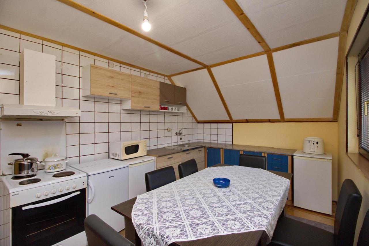 Smestaj Kod Nine I Matije Cajetina  Extérieur photo